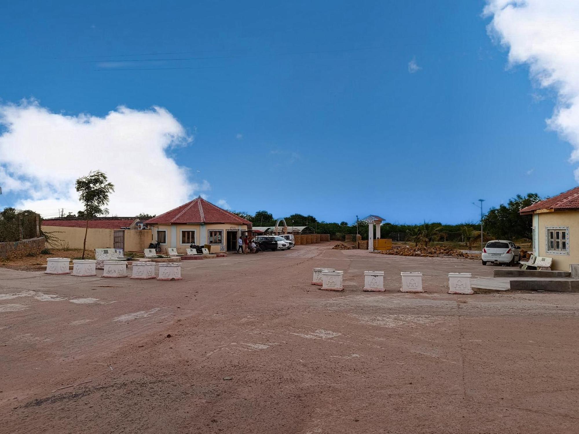 Hotel Rann Of Kachchh Dholavira 外观 照片