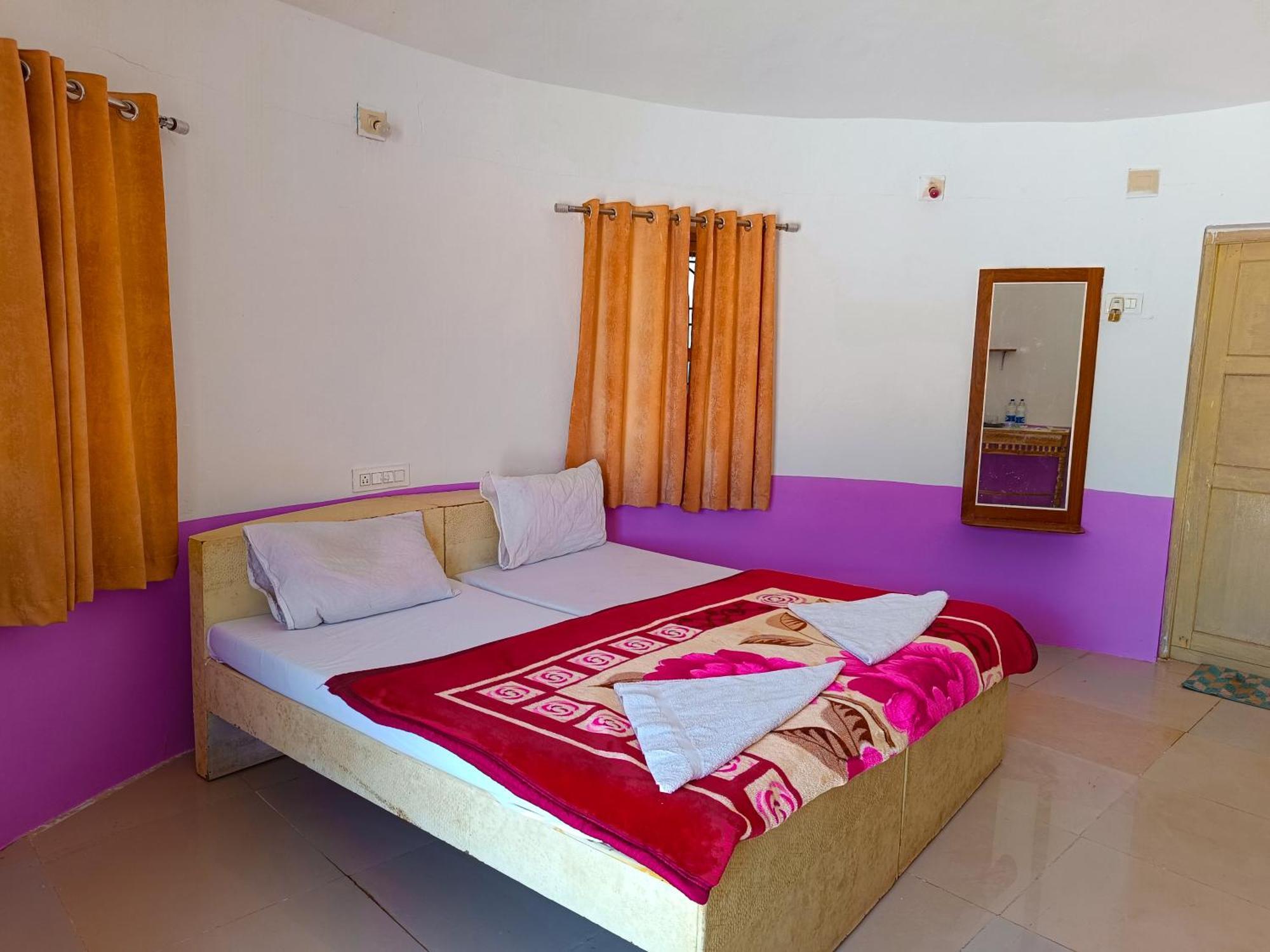 Hotel Rann Of Kachchh Dholavira 外观 照片