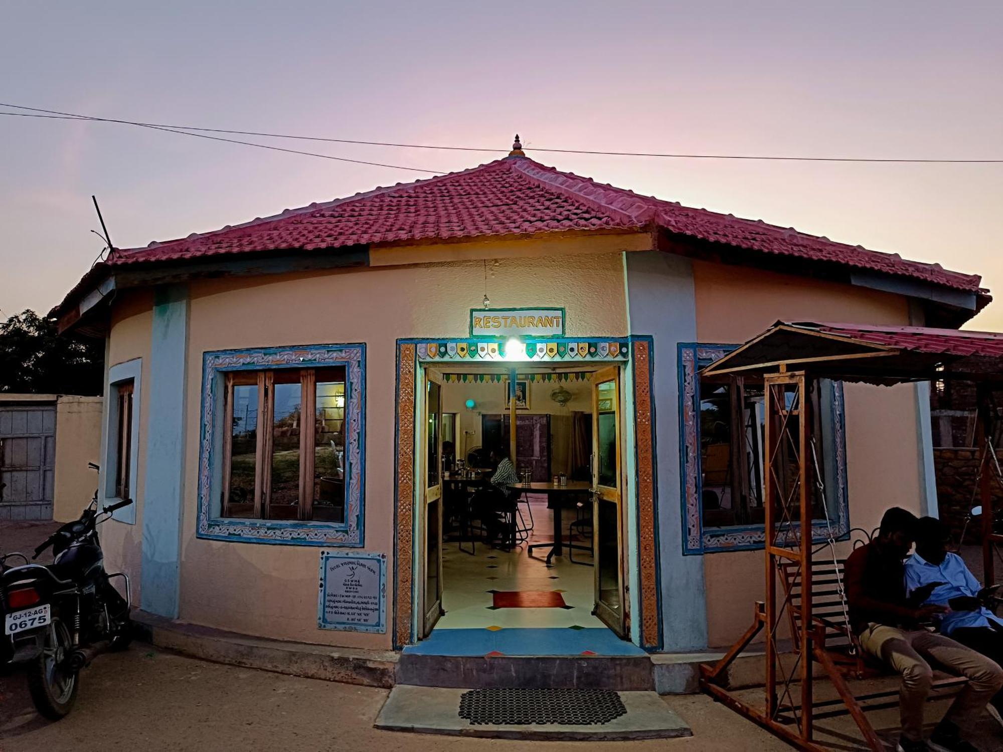Hotel Rann Of Kachchh Dholavira 外观 照片